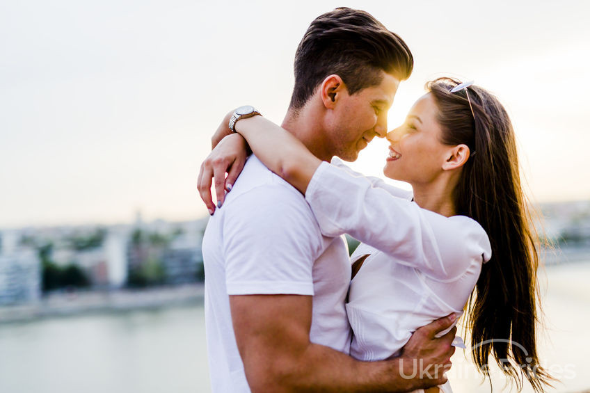 5 Ways To Make A Guy To Commit To A Serious Relationship